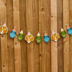Hootyballoo by Club Green - Party Dinosaur Card Garland 4m - Pretty Day