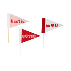 Mini Felt Valentines Pennants - Pretty Day