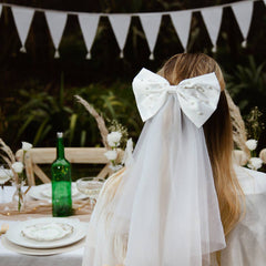 Talking Tables - White Hair Bow and Wedding Veil for Bride - Pretty Day