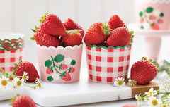 Strawberry Gingham Baking Cups 36pk. - Pretty Day
