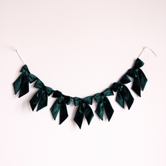 Holiday Emerald Green Velvet Fabric Bow Garland
